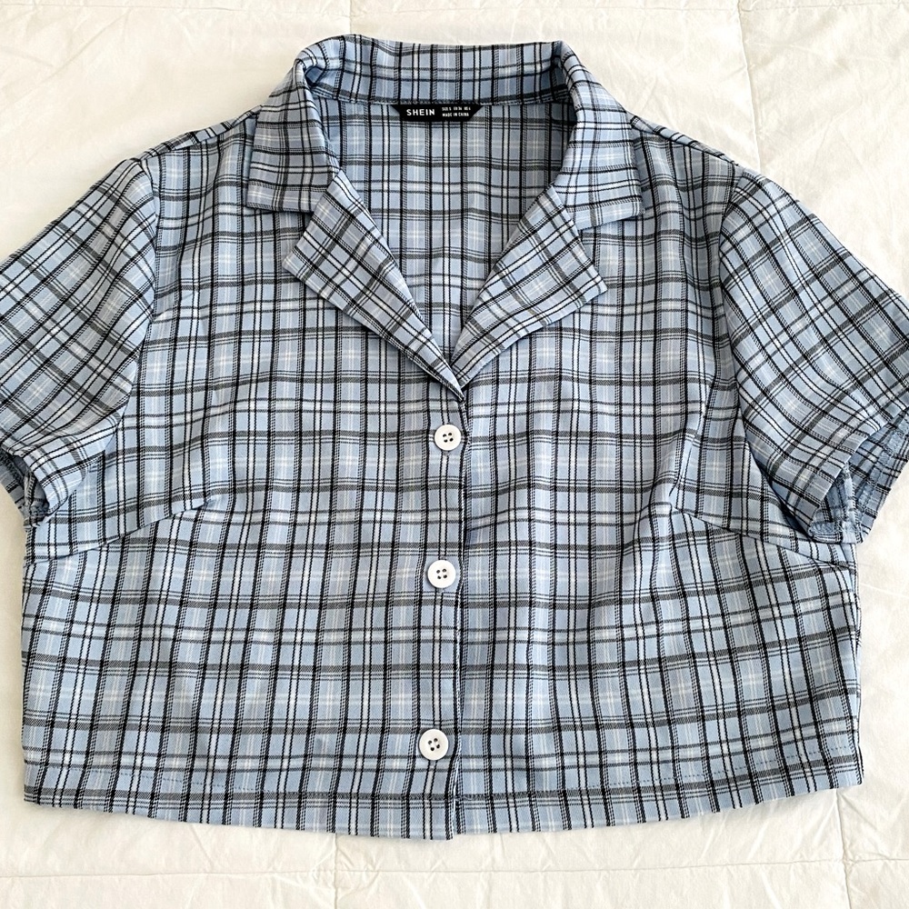 Blue Buttoned Crop Top